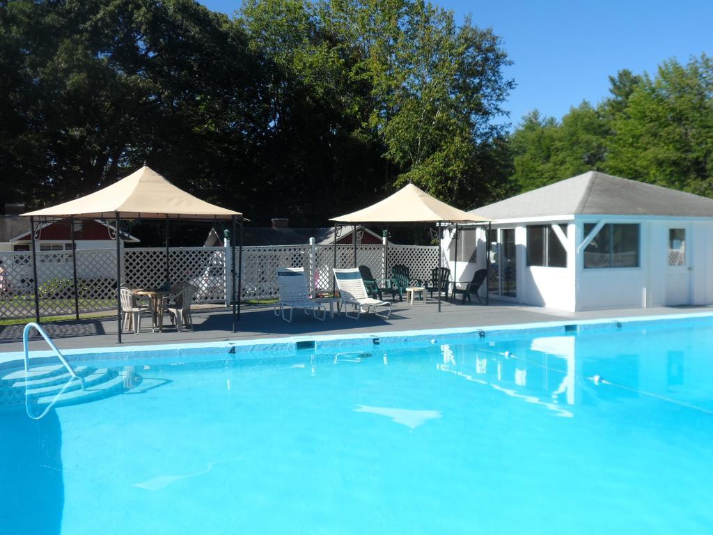 White Oak Motel & Cottages Holderness ภายนอก รูปภาพ